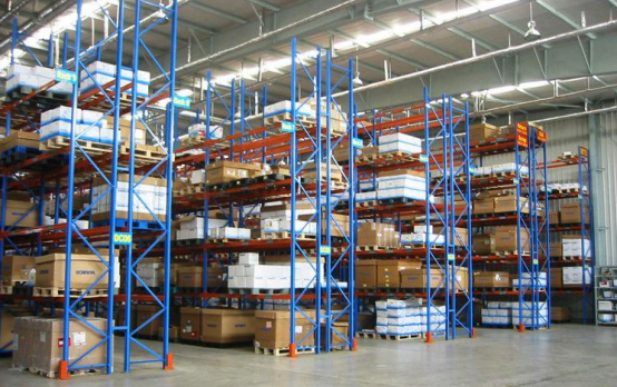 <b>重型貨架拆裝要注意什么 費(fèi)用貴嗎?</b>