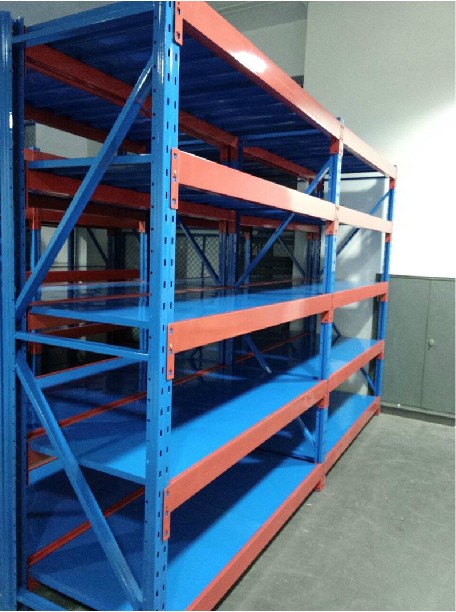 <b>上海倉庫貨架解析：如何驗算貨架立柱的強(qiáng)度與穩(wěn)定性？</b>