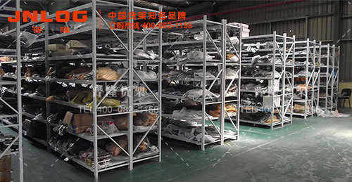 <b>晉隆貨架廠家幫您算一下倉儲貨架能使用多久！</b>